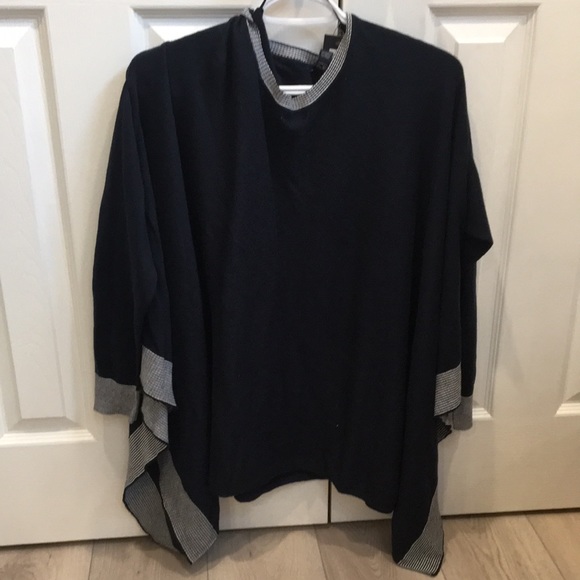 Tommy Hilfigure Sweater/Poncho in Navy & White - Picture 2 of 6